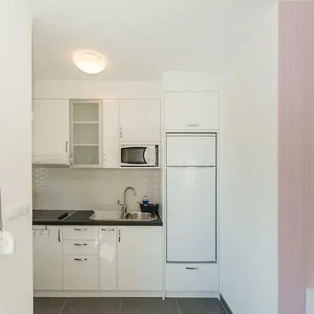 Nella * Privlaka (Zadar)