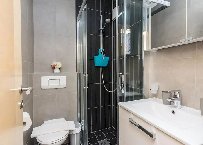 Nella Apartment