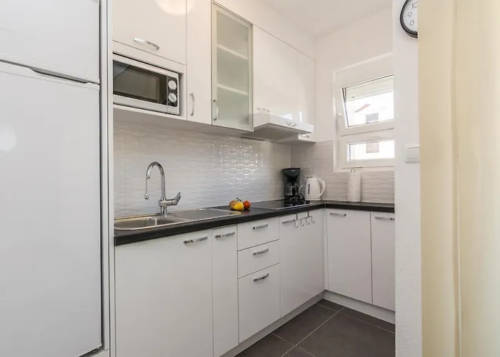 Apartment Nella *
