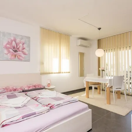 Nela Privlaka (Zadar)