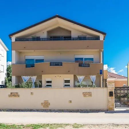Nella Apartment Privlaka (Zadar)