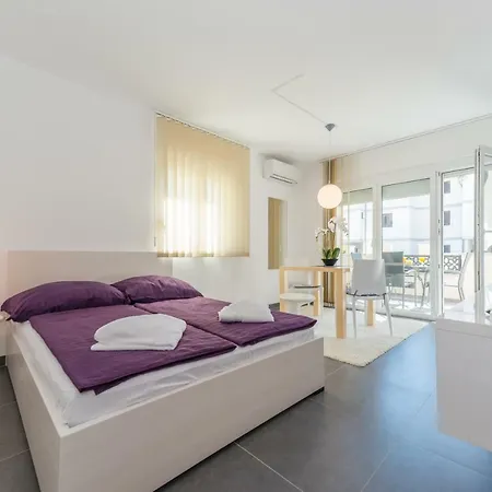 Nela Apartment