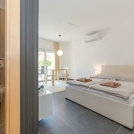 Apartment Nela *