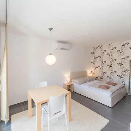 Nella Privlaka (Zadar)
